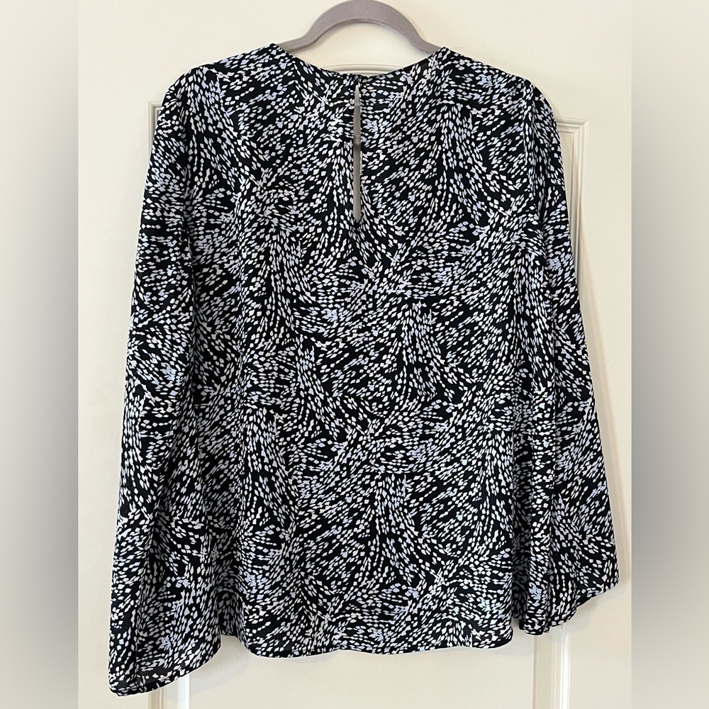 LUSH Black & White 3/4 Sleeve Polyester Blouse Women’s Size Medium - Picture 6 of 16